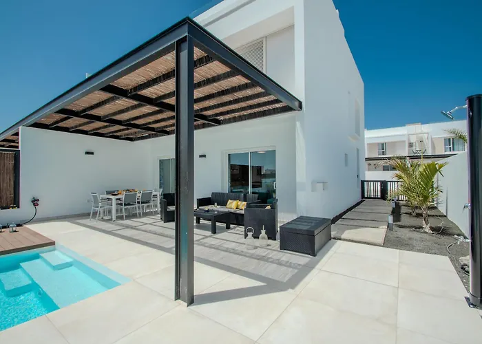 Serena Villa 38 - Heated Pool, Sea Views, Ac, High Speed Internet
