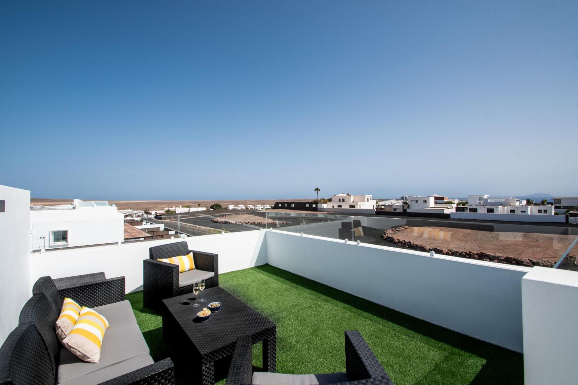 Villa Serena 38 - Heated Pool, Sea Views, Ac, High Speed Internet Playa Blanca (Lanzarote)